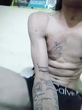 001HENRYAlejandro online show from October 31, 1:13 am