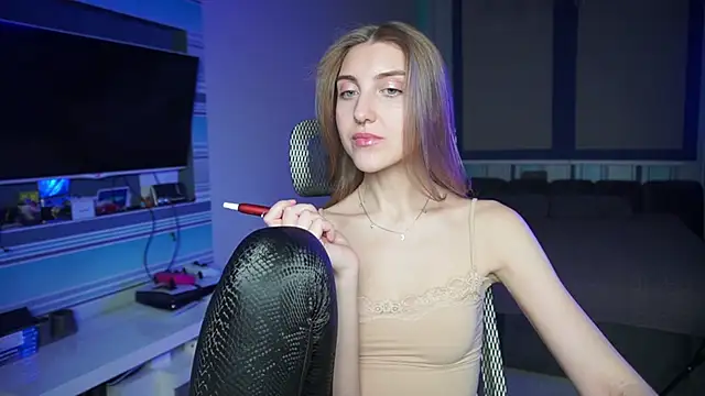 Snapshot of CassiaBlade1 chatting on October 16, 4:37 pm CassiaBlade1 online show from October 16, 4:37 pm