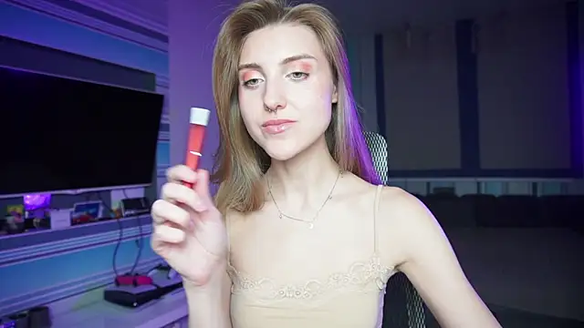 Snapshot of CassiaBlade1 chatting on September 22, 4:46 pm CassiaBlade1 online show from September 22, 4:46 pm