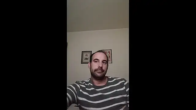 Lucas1andOnly4Girl online show from November 3, 12:16 am