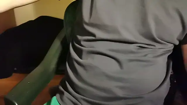 Lucas1andOnly4Girl online show from December 14, 10:37 pm