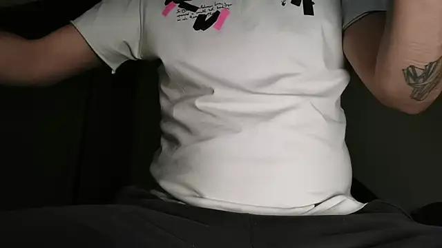 Lucas1andOnly4Girl online show from December 21, 8:53 pm