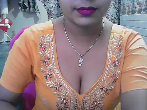 LovingPihu online show from May 31, 4:51 am
