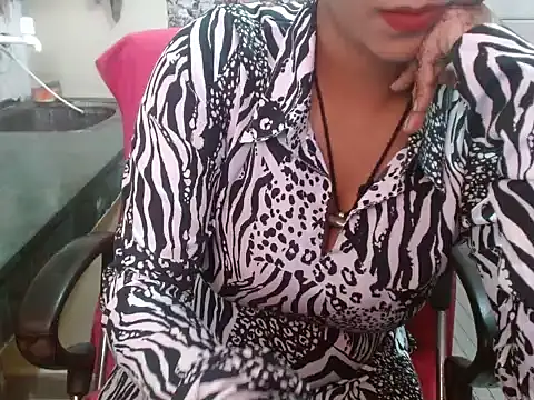 LovingPihu online show from October 23, 5:39 am