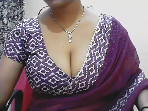 LovingPihu online show from May 10, 6:17 am