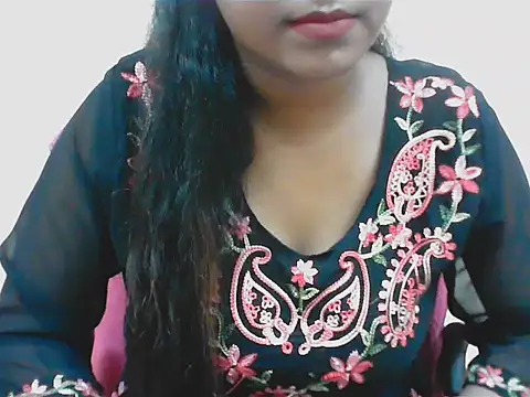 Snapshot of LovingPihu chatting on July 16, 5:26 am LovingPihu online show from July 16, 5:26 am