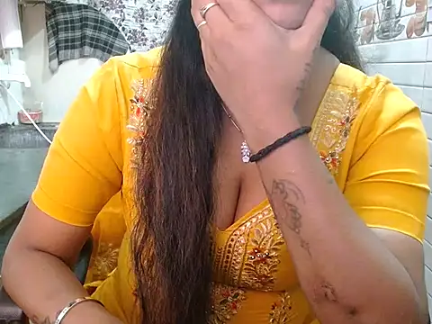 LovingPihu online show from March 14, 5:35 am