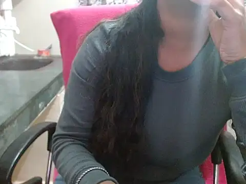 LovingPihu online show from October 8, 5:31 am