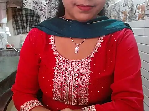 LovingPihu online show from March 8, 6:06 am