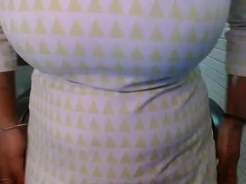 LovingPihu online show from October 10, 5:19 am