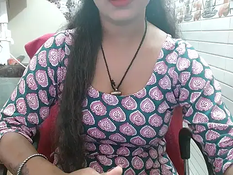 LovingPihu online show from October 30, 5:39 am