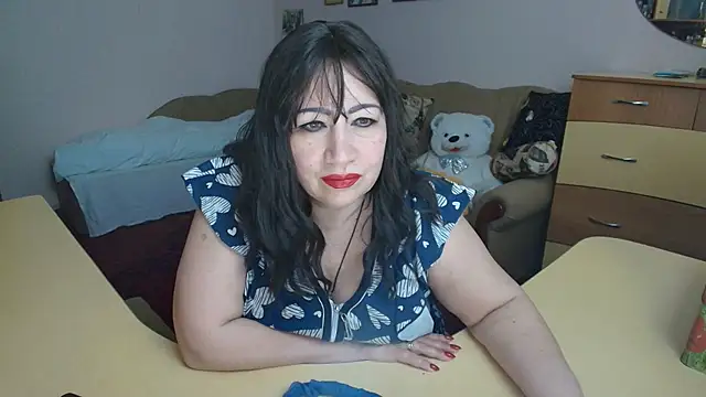 Lucretia Goldi  online show from February 28, 10:28 pm