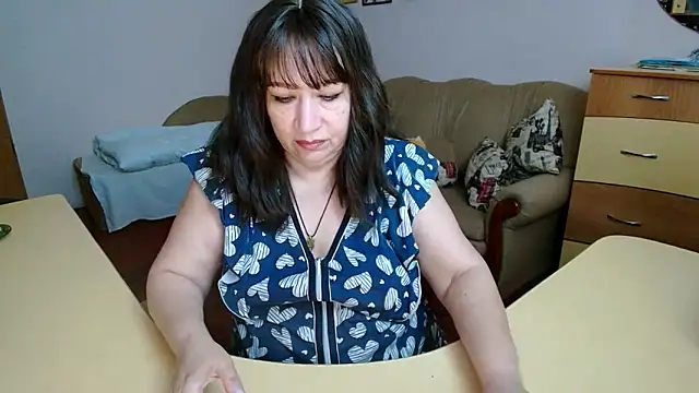 Lucretia Goldi  online show from October 24, 9:14 pm