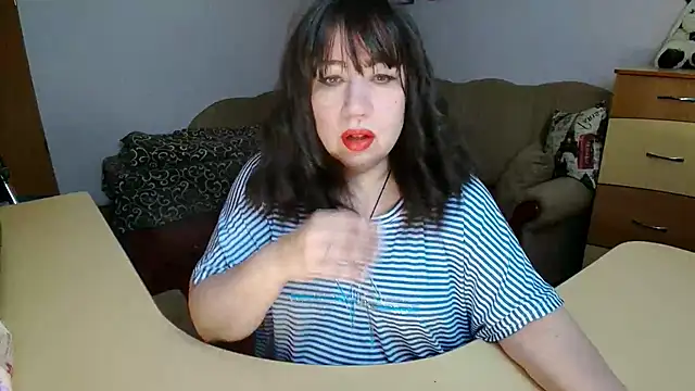 Lucretia Goldi  online show from February 28, 11:37 pm