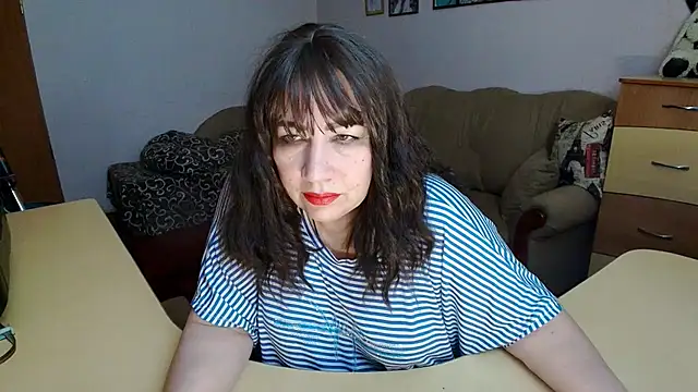 Lucretia Goldi  online show from February 27, 10:42 pm