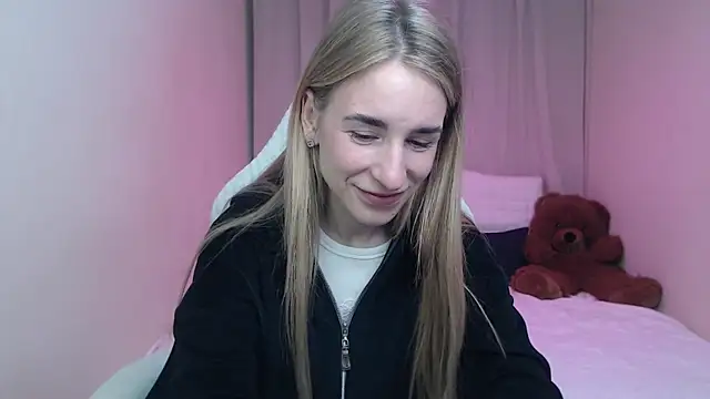 Snapshot of DeboraHorny chatting on April 25, 6:38 am DeboraHorny online show from April 25, 6:38 am