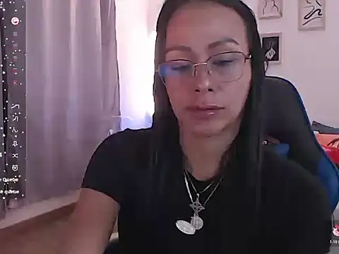 emmily castro online show from October 29, 12:48 pm