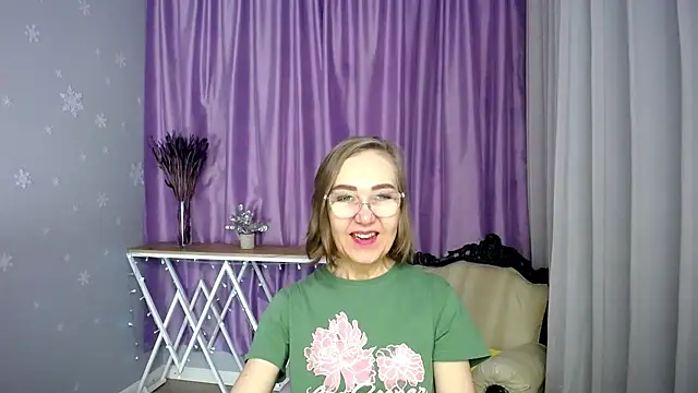 queen a n i online show from May 7, 6:39 am