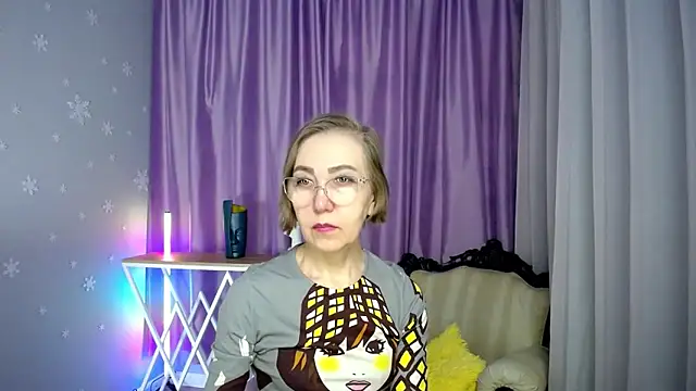 queen a n i online show from November 16, 11:37 am