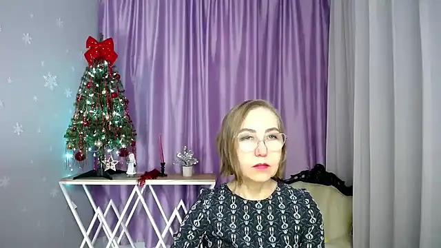 queen a n i online show from March 2, 7:15 am