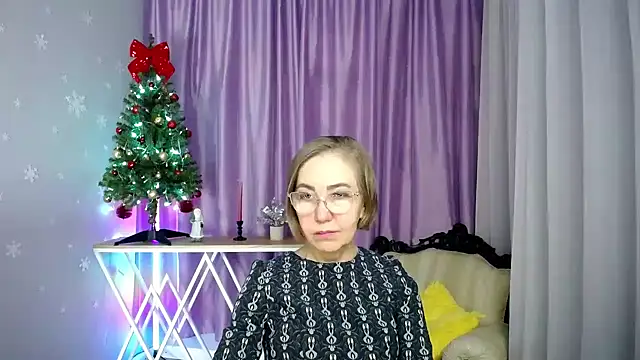 queen a n i online show from December 23, 10:25 am