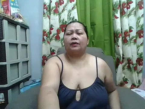 hornyKENDAH online show from April 13, 5:50 pm