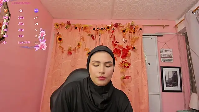 Snapshot of DarshaKhemu chatting on September 25, 8:59 pm DarshaKhemu online show from September 25, 8:59 pm