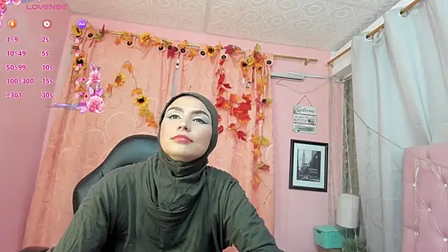 DarshaKhemu online show from November 21, 8:30 pm