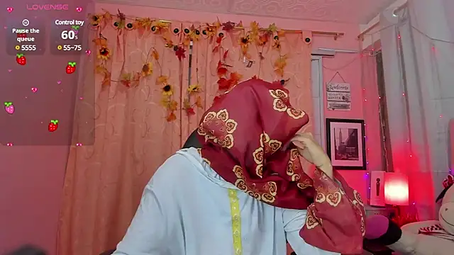 Snapshot of DarshaKhemu chatting on March 4, 11:43 pm DarshaKhemu online show from March 4, 11:43 pm