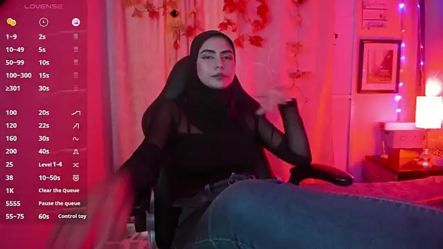 Snapshot of DarshaKhemu chatting on March 17, 8:30 pm DarshaKhemu online show from March 17, 8:30 pm