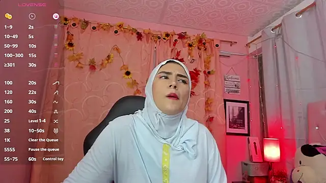 Snapshot of DarshaKhemu chatting on March 12, 12:53 am DarshaKhemu online show from March 12, 12:53 am