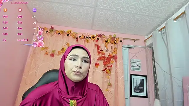 Snapshot of DarshaKhemu chatting on September 23, 8:38 pm DarshaKhemu online show from September 23, 8:38 pm