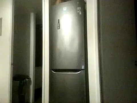 Snapshot of PenelopeSx chatting on October 14, 9:32 am PenelopeSx online show from October 14, 9:32 am