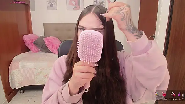 Miley Baker online show from November 21, 1:10 pm