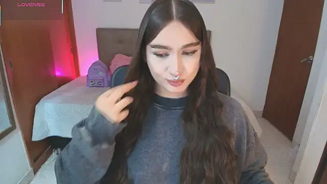 Miley Baker online show from April 18, 1:13 pm