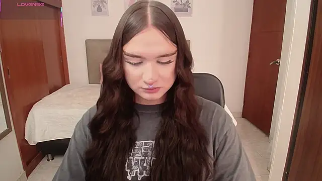 Miley Baker online show from January 12, 6:36 pm