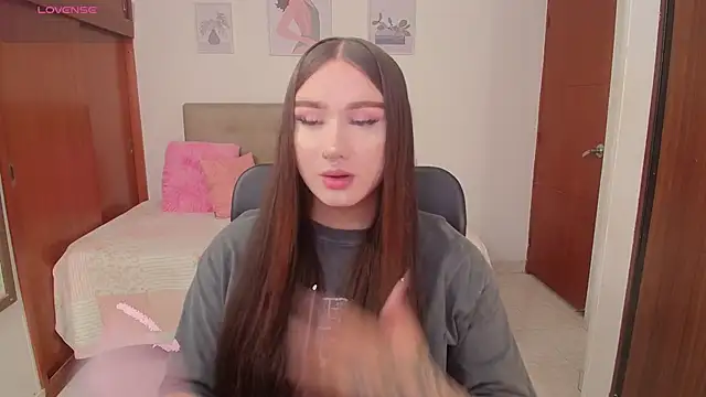 Miley Baker online show from November 25, 2:39 pm