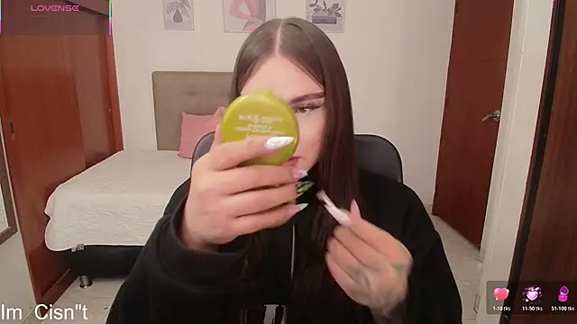 Miley Baker online show from January 17, 2:31 pm