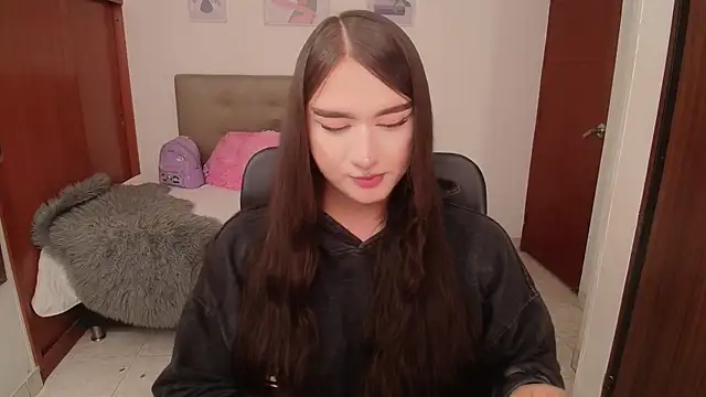 Miley Baker online show from March 4, 2:58 pm