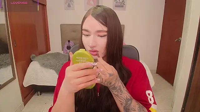 Miley Baker online show from February 24, 3:13 pm