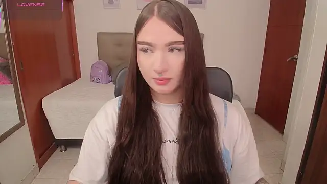 Miley Baker online show from February 25, 1:44 pm