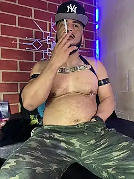 Snapshot of the_master_foal_ chatting on February 19, 12:57 pm the master foal online show from February 19, 12:57 pm