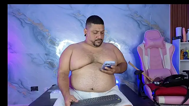 jacoob woods online show from April 18, 2:58 am