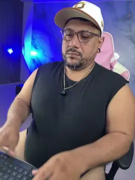 jacoob woods online show from June 3, 3:28 pm