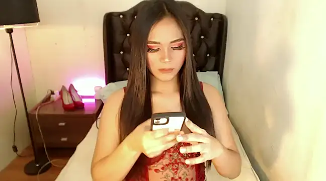 ave maarria online show from March 4, 5:42 am