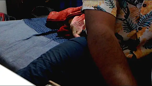 Snapshot of FUN4TIPS chatting on February 18, 3:37 am FUN4TIPS online show from February 18, 3:37 am