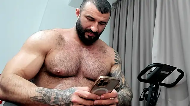 MuscleJohn online show from February 4, 10:13 pm