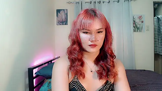 Snapshot of beatrice_21 chatting on May 19, 1:29 pm beatrice 21 online show from May 19, 1:29 pm