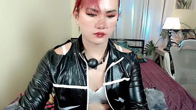 Snapshot of beatrice_21 chatting on March 1, 2:50 pm beatrice 21 online show from March 1, 2:50 pm