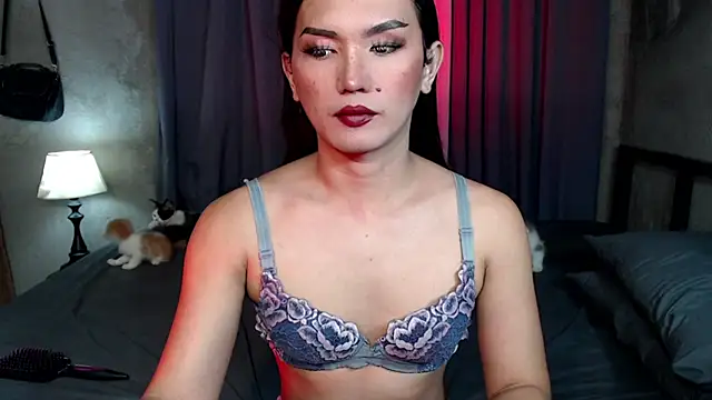 Snapshot of beatrice_21 chatting on September 10, 1:26 am beatrice 21 online show from September 10, 1:26 am